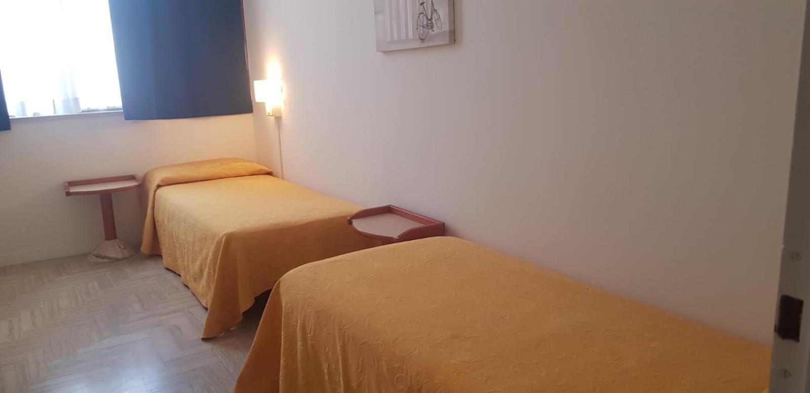 Hotel Monaco - Parcheggio Incluso Min 2 Gg Мілано-Маріттіма Номер фото